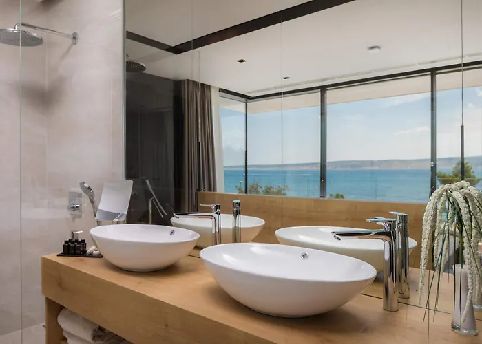 Villa 5-star Calma I With Heated Pool, Jacuzzi, Sea And Palm Tree Garden *