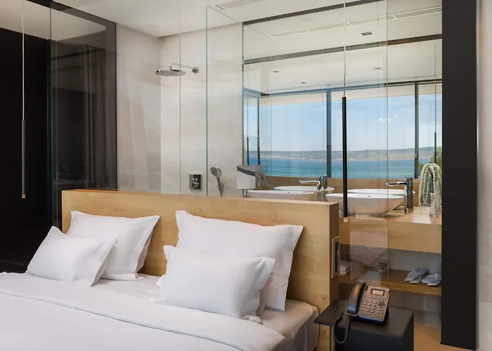 5-star Calma I With Heated Pool, Jacuzzi, Sea And Palm Tree Garden