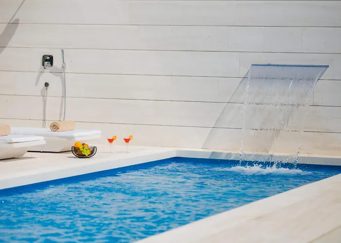 5-star Calma I With Heated Pool, Jacuzzi, Sea And Palm Tree Garden Villa