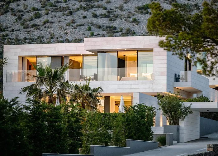 5-star Calma I With Heated Pool, Jacuzzi, Sea And Palm Tree Garden Villa Starigrad Paklenica