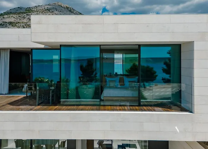 5-star Calma I With Heated Pool, Jacuzzi, Sea And Palm Tree Garden * Starigrad Paklenica