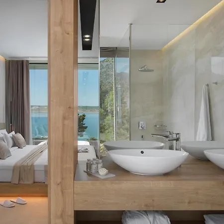 5-star Calma I With Heated Pool, Jacuzzi, Sea And Palm Tree Garden