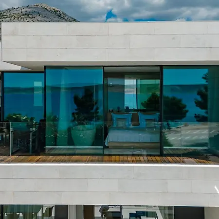 5-star Calma I With Heated Pool, Jacuzzi, Sea And Palm Tree Garden * Starigrad Paklenica
