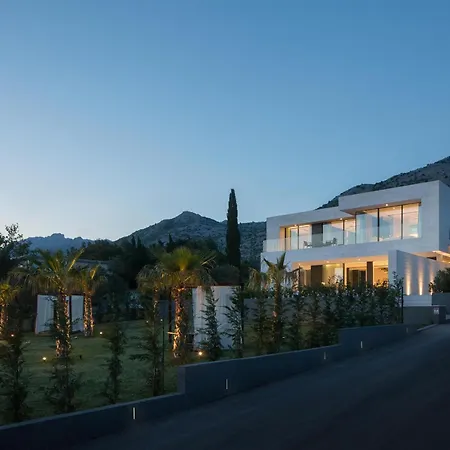 5-star Calma I With Heated Pool, Jacuzzi, Sea And Palm Tree Garden
